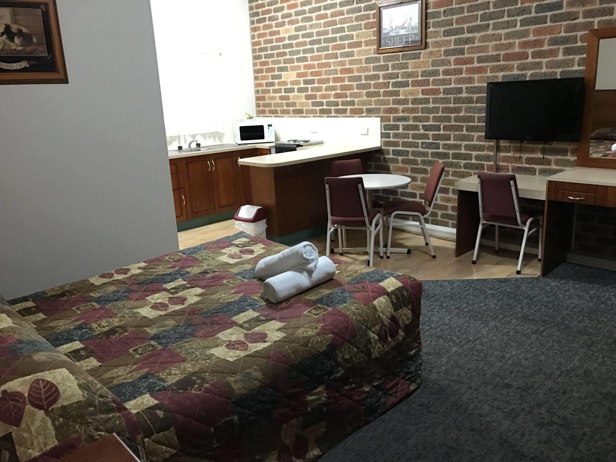 Leeton Heritage Motor Inn Eksteriør bilde