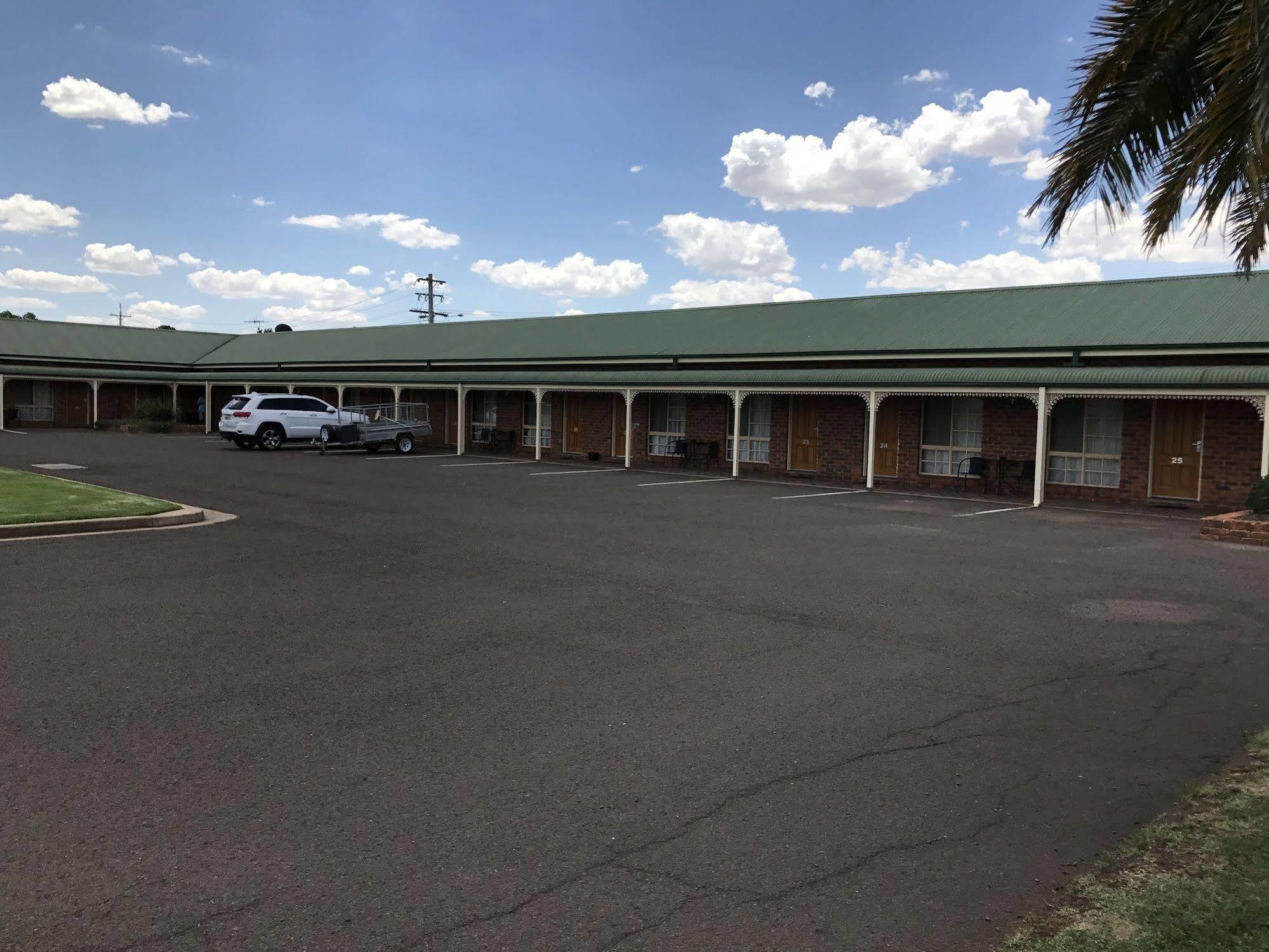 Leeton Heritage Motor Inn Eksteriør bilde